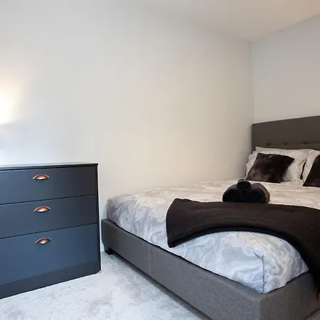 Beautiful Brand New - Sleeps 4