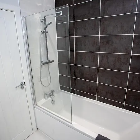 Beautiful Brand New - Sleeps 4